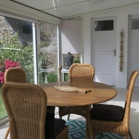 Casa de Férias Maison De Charme 3* Avec Wifi, Jardin Clos, Veranda, A 350m Du Port A - Fr-1-368-254 *